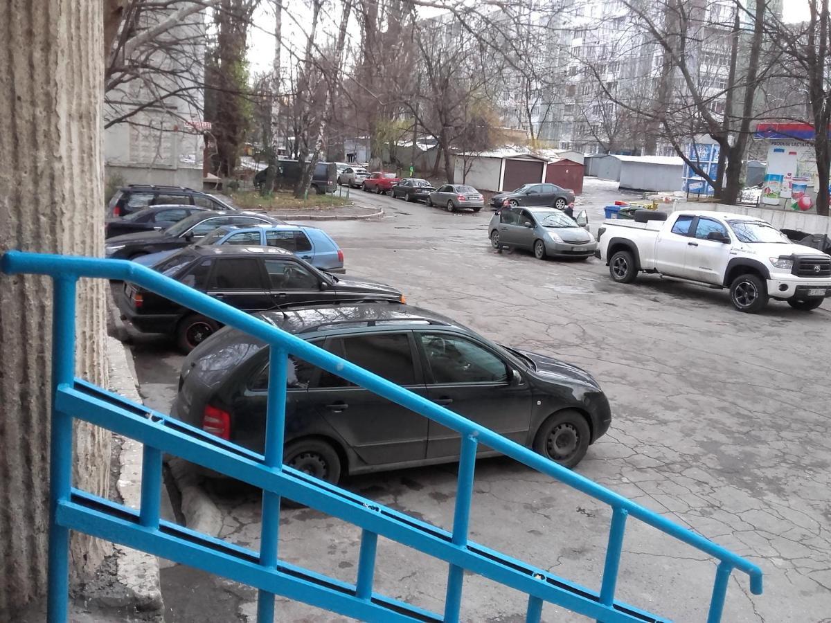 Апартаменты По Дачии Chisinau Ruang foto
